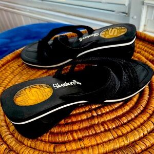 Skechers cali size 8